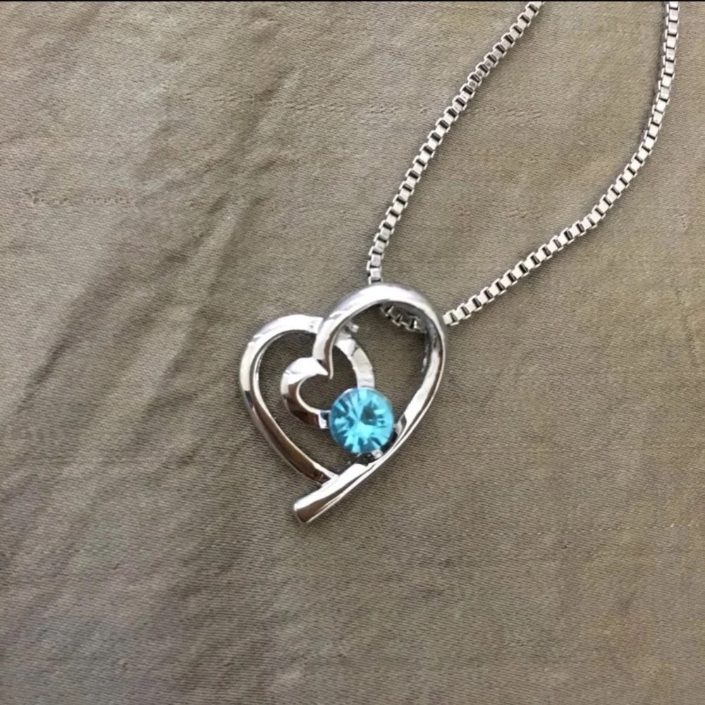 3/$25** Swarovski Elements Crystal Heart necklace